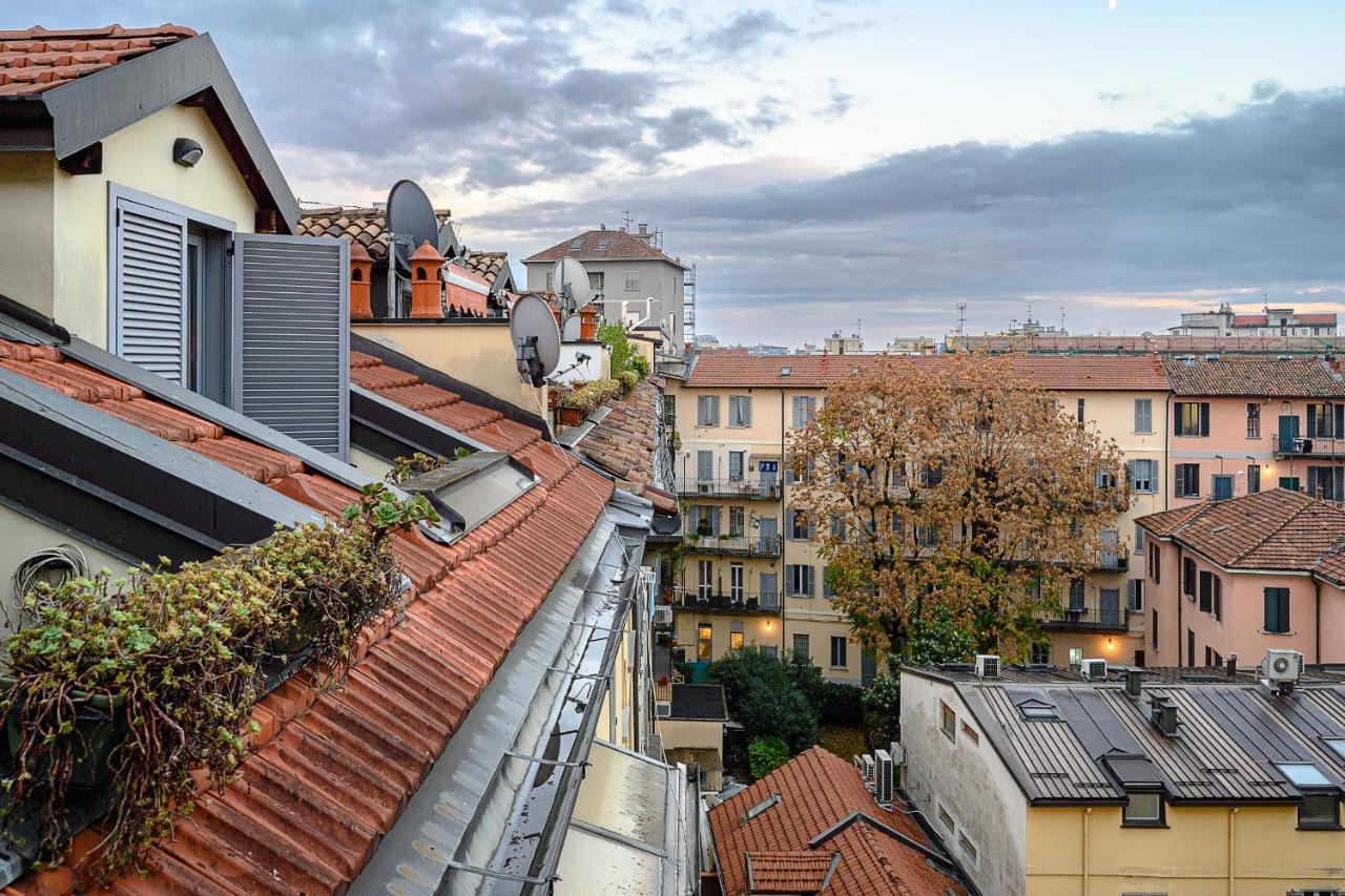 Duomo - Pt.Romana - Bocconi Top Floor Apartment, Milan